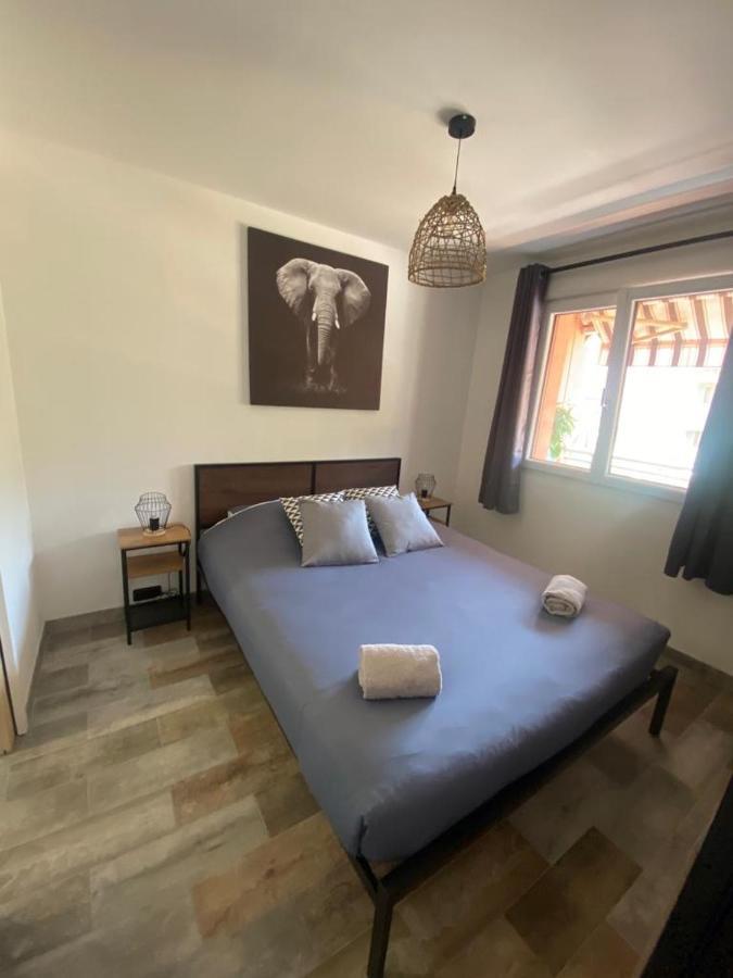 Appartement Vue Mer Avec Place De Parking Privee 圣马克西姆 外观 照片